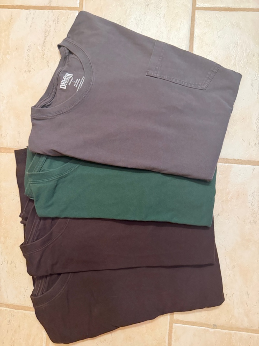 4 Duluth Trading Co Short Sleeve Pocket T-Shirts - Gray, Green, Brown x2